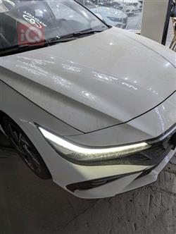 هیوندای ئەلەنترا